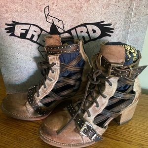 Freebird Cheyenne booties.